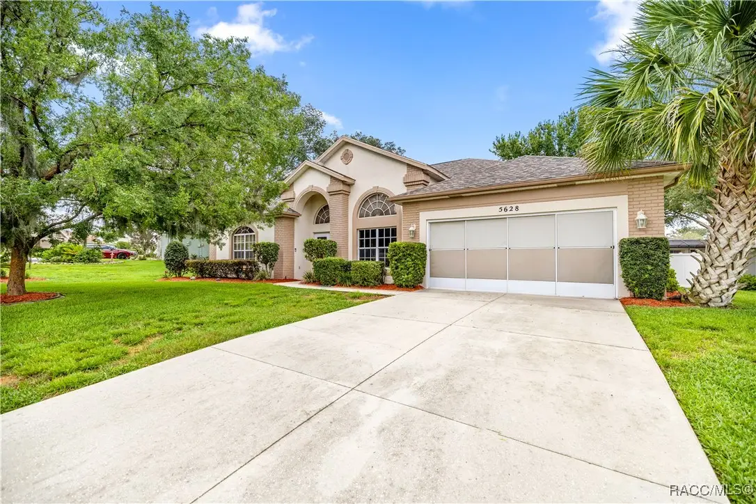 5628 West Hunters Ridge Circle, Lecanto, FL 34461 - Image #1