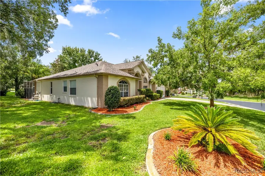 5628 West Hunters Ridge Circle, Lecanto, FL 34461 - Image #2