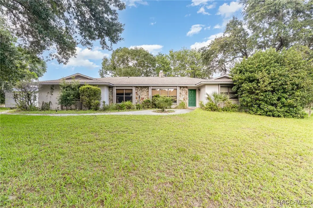 3203 S Skyline Drive, Inverness, FL 34450 - #1