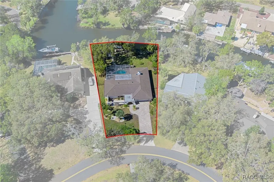 11857 W Riverhaven Drive, Homosassa, FL 34448 - Image #2