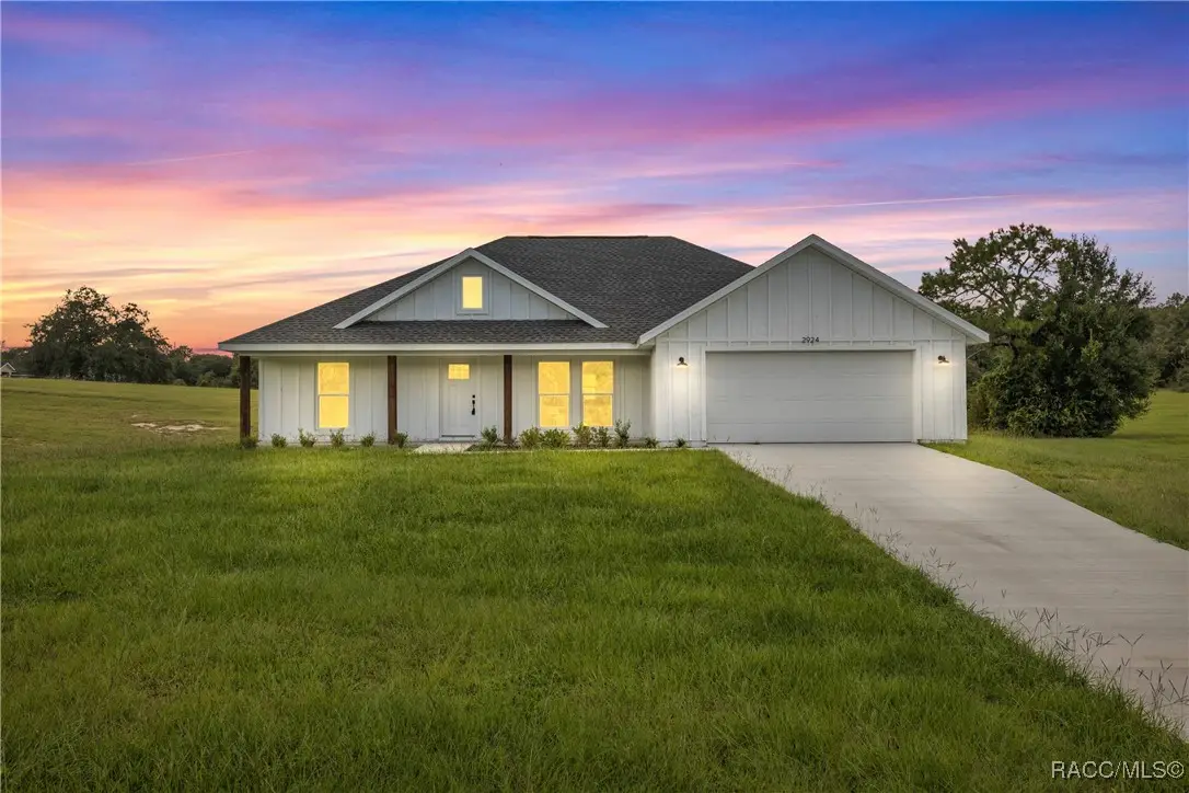 2924 N Anthony Avenue, Hernando, FL 34442 - Image #1