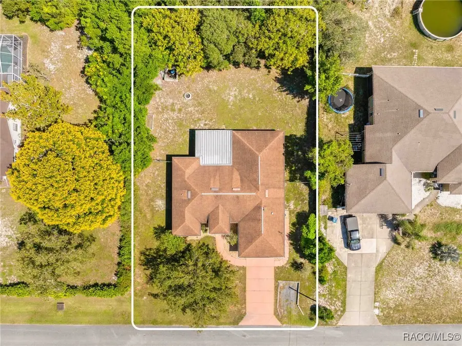 6492 Blackbird Avenue, Weeki Wachee, FL 34613 - #3