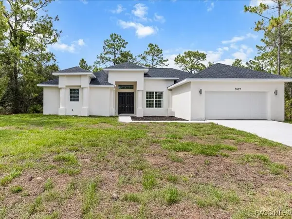 5507 W Paprika Loop, Homosassa, FL 34448