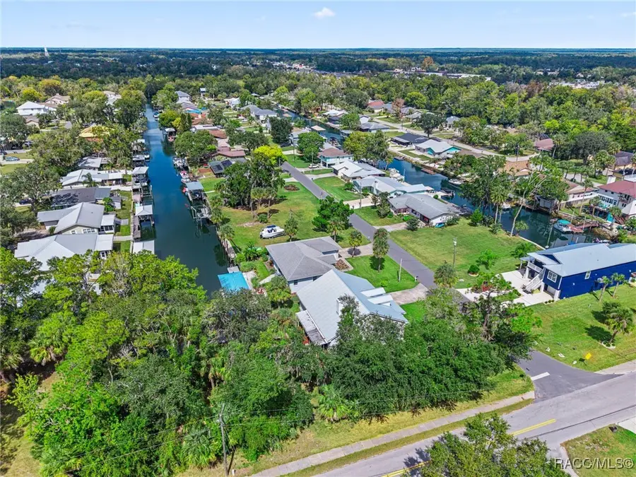 1432 SE 4th Avenue, Crystal River, FL 34429 - #2