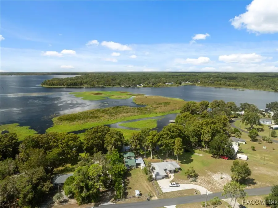 7965 W Riverbend Road, Crystal River, FL 34428 - Image #3