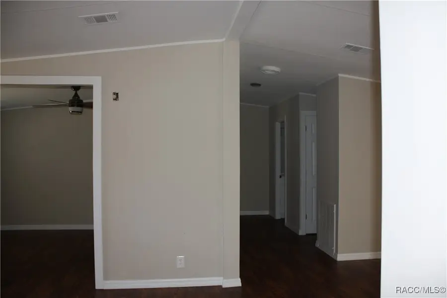 6894 W Vanaman Court, Crystal River, FL 34429 - Image #3