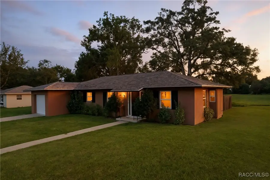 2305 W Nautilus Drive, Citrus Springs, FL 34434 - #3