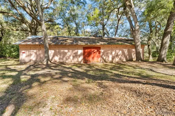 10750 E Sybil Court, Floral City, FL 34436