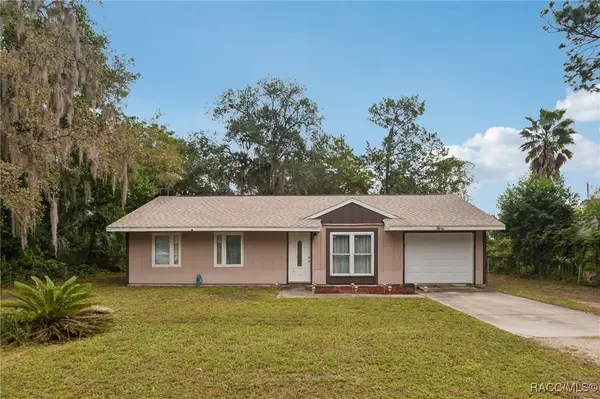 6581 S Hamburg Terrace, Homosassa, FL 34446