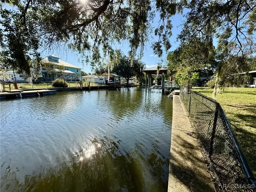 3901 N Nokomis Point, Crystal River, FL 34428 - Image #2