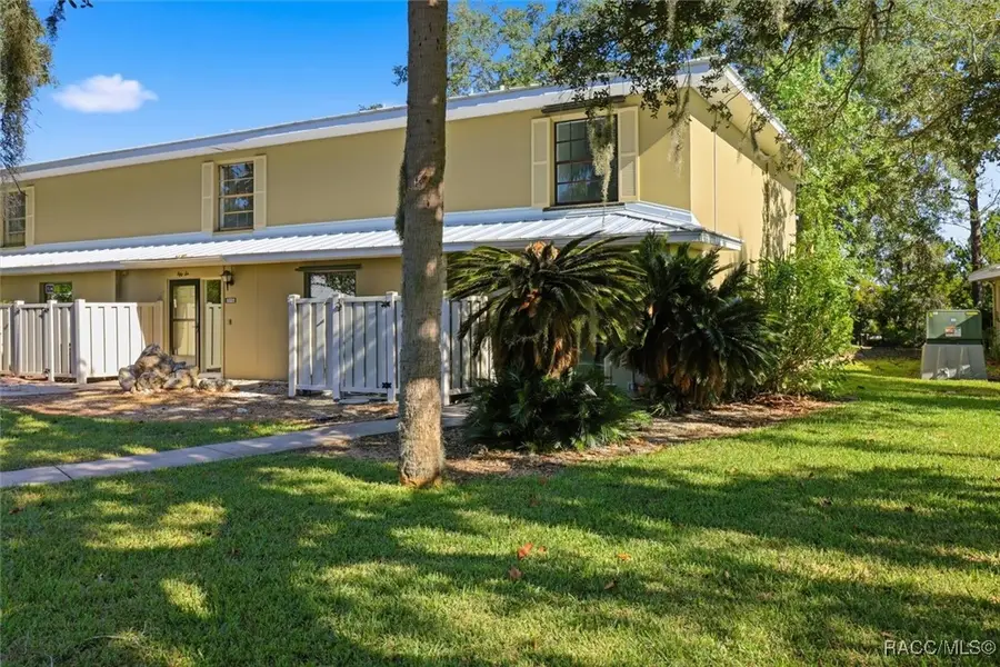 11328 W Bayshore Drive, Crystal River, FL 34429 - Image #3