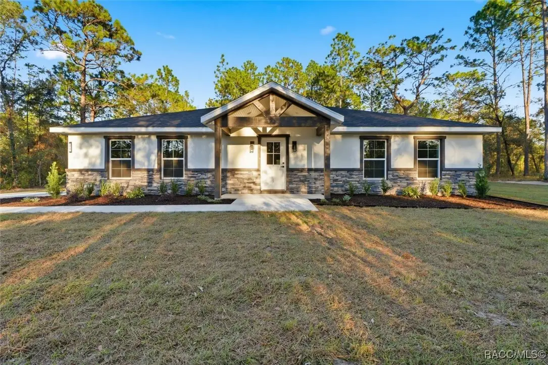 7515 N Windbrook Drive, Citrus Springs, FL 34433 - Image #1