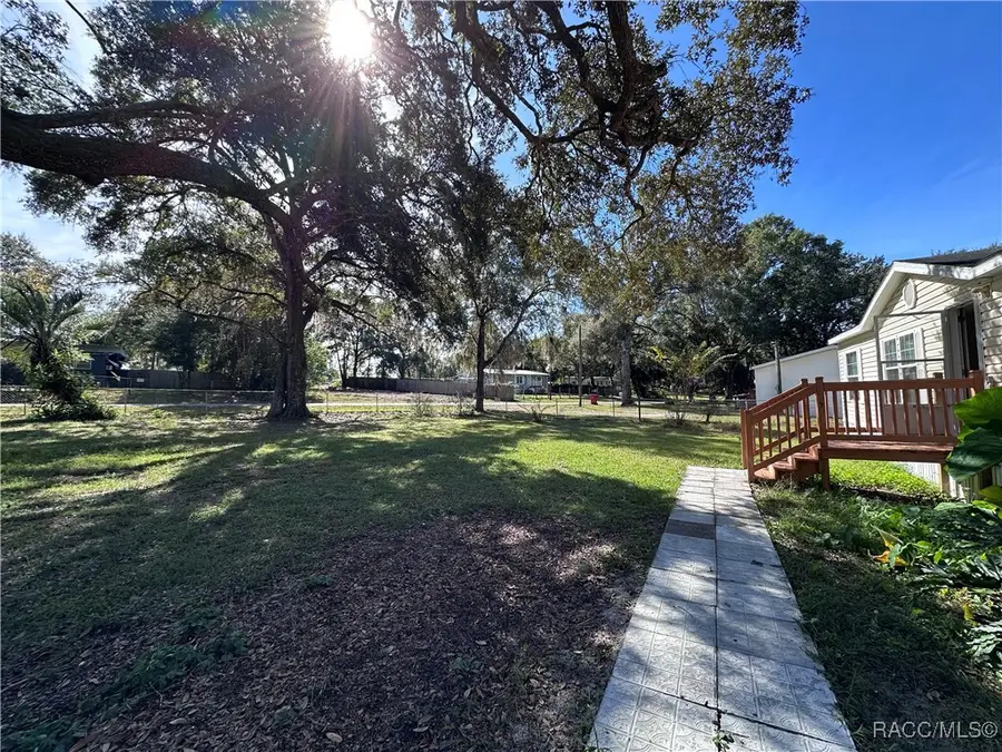 9436 S Starfish Avenue, Floral City, FL 34436 - Image #3