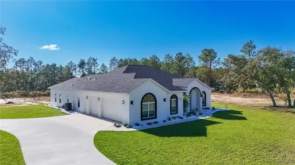 6281 W Pine Ridge Boulevard, Beverly Hills, FL 34465