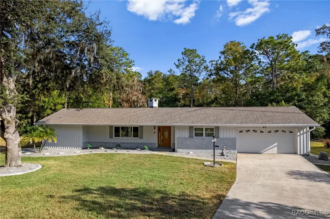 27 Beverly Court, Homosassa, FL 34446 - Image #1