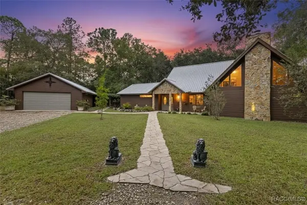 154 Hammock Road, Inglis, FL 34449