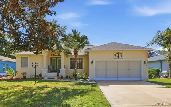 11440 W Waterway Drive, Homosassa, FL 34448