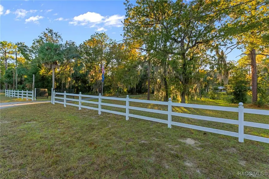 1360 S Candlenut Avenue, Homosassa, FL 34448 - Image #3