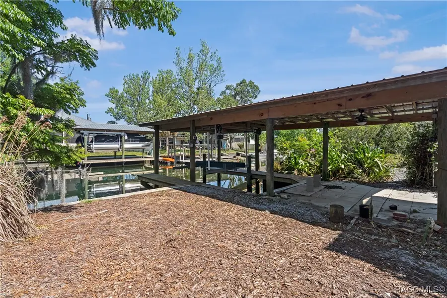 1203 SE Kings Bay Drive, Crystal River, FL 34429 - Image #3