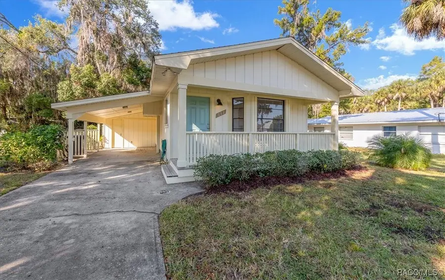 222 NE 4th Avenue, Crystal River, FL 34429 - Image #2