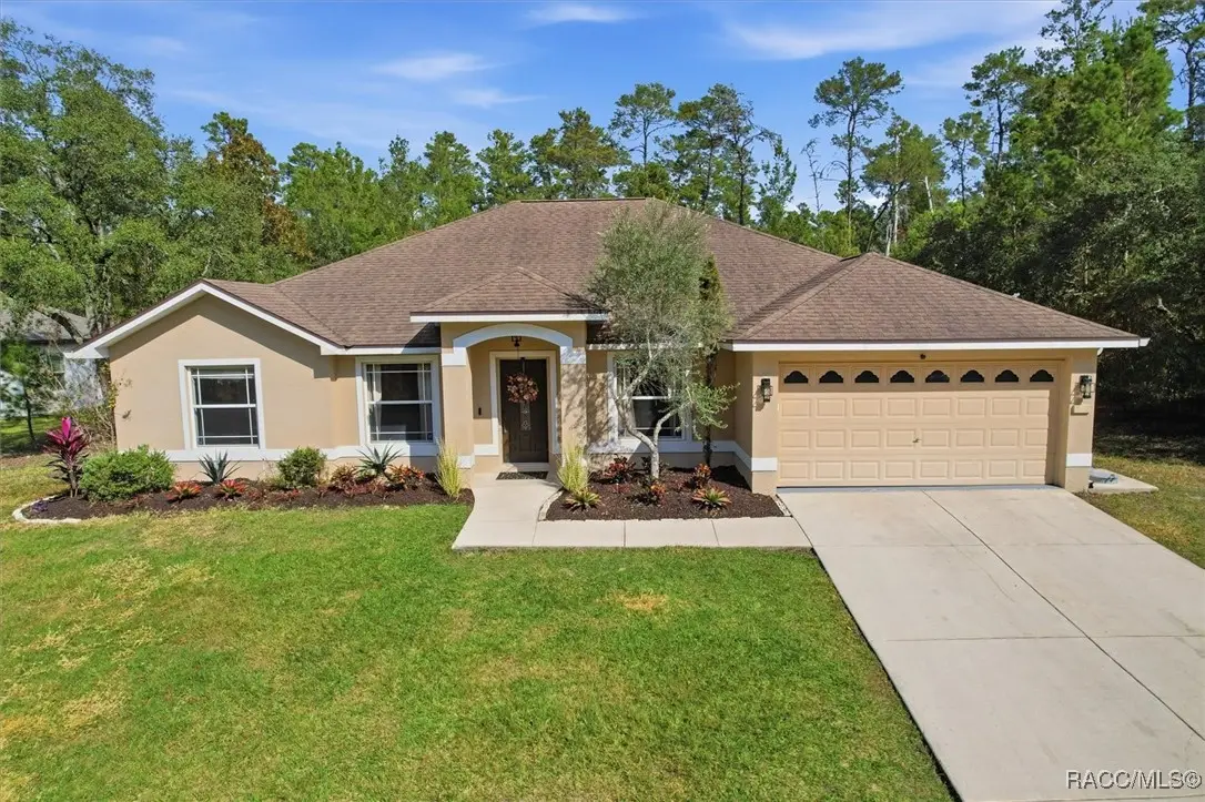 11 Heuchera Court E, Homosassa, FL 34446 - Image #1