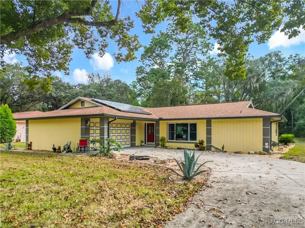 23 Sweetgum Court S, Homosassa, FL 34446