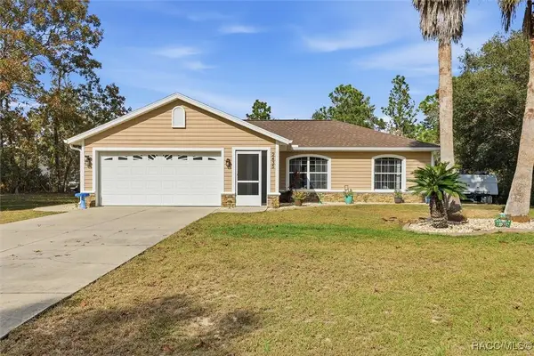 2435 W Lawrence Court, Citrus Springs, FL 34434