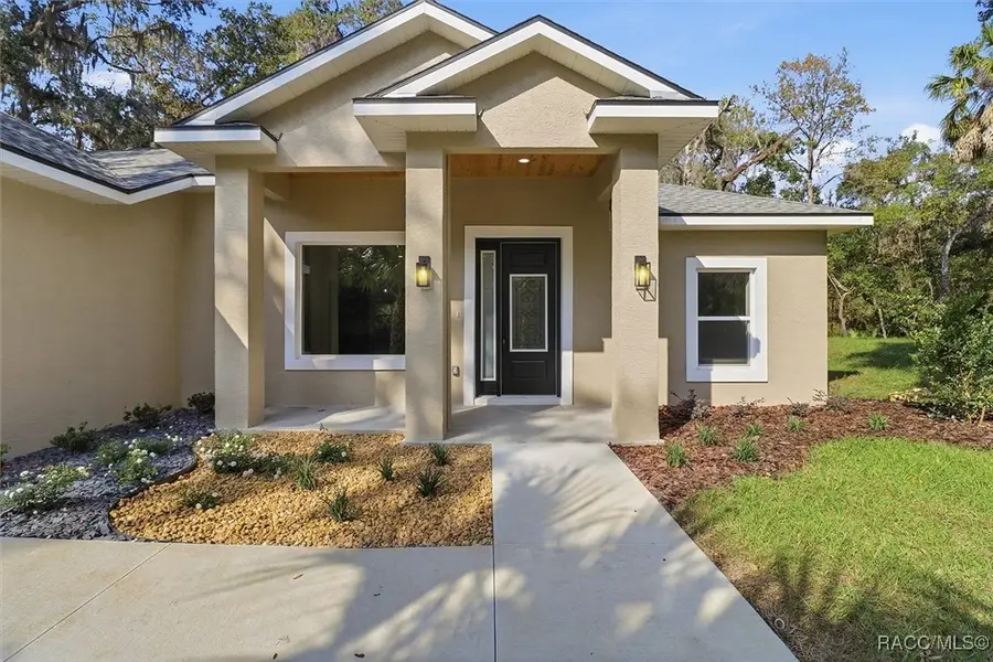 9096 N Alder Avenue, Crystal River, FL 34428 - Image #2