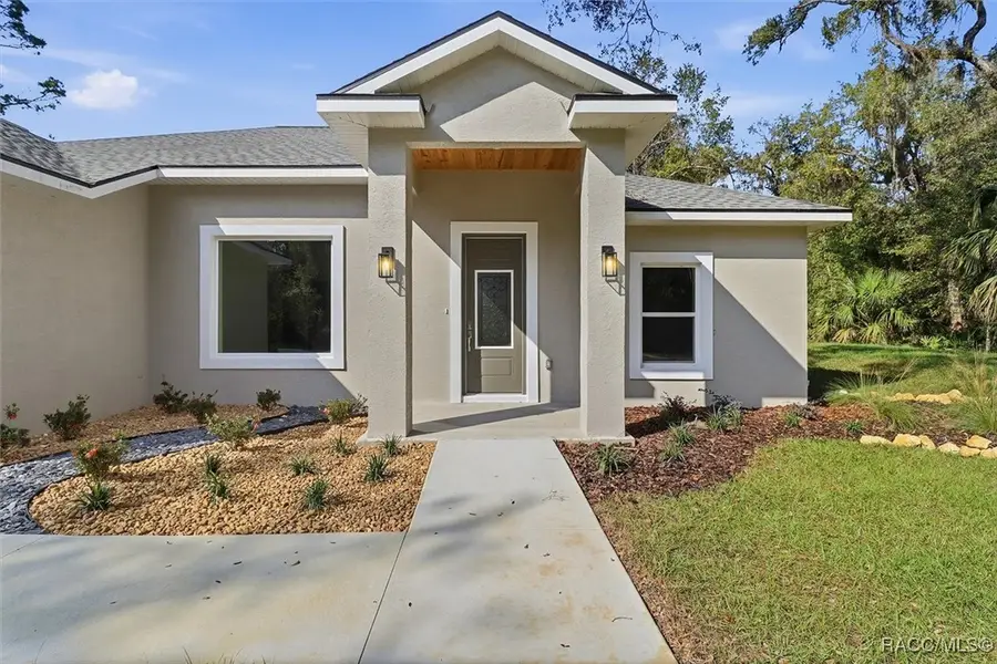 9068 N Alder Avenue, Crystal River, FL 34428 - Image #2