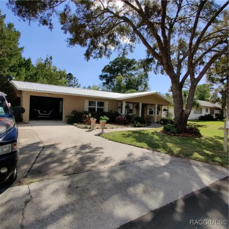 1154 SE 3rd Street, Crystal River, FL 34429 - Image #3