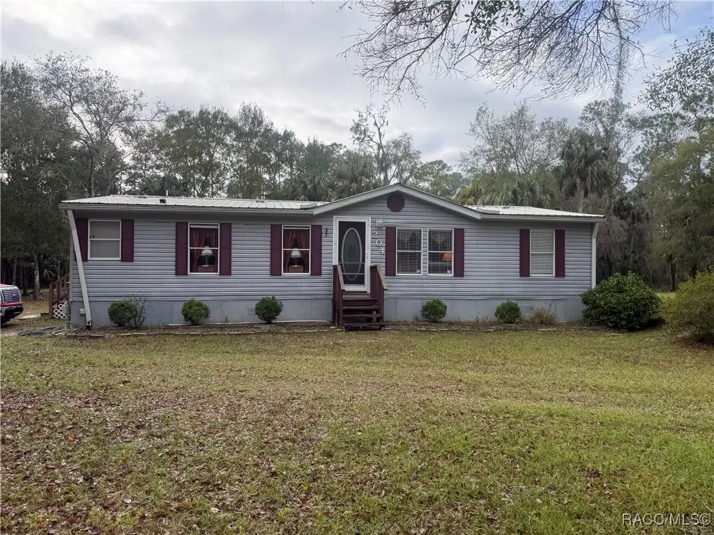 204 Vicki Street, Inglis, FL 34449 - Image #1