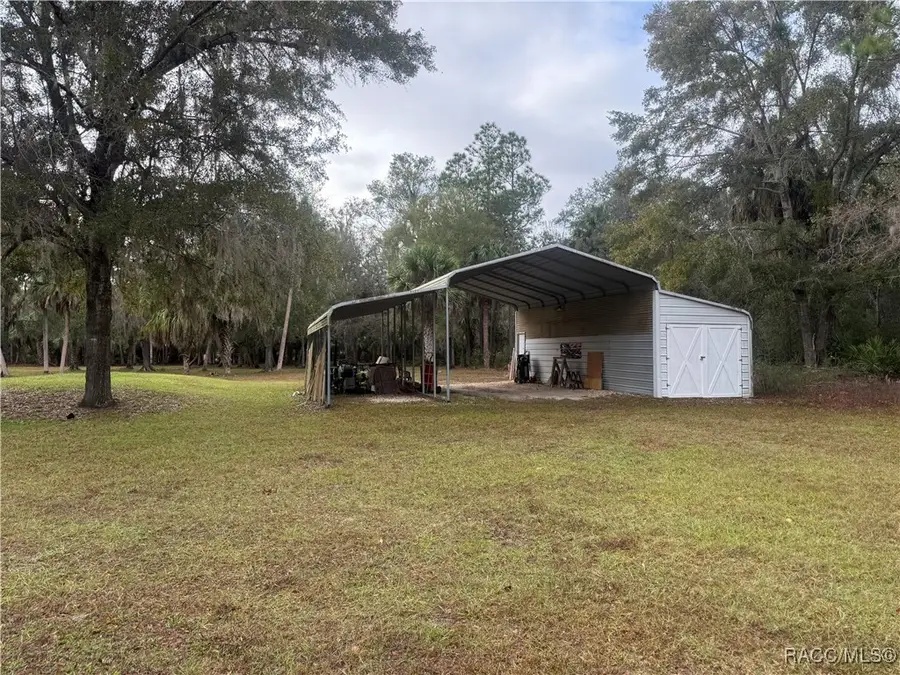204 Vicki Street, Inglis, FL 34449 - Image #3