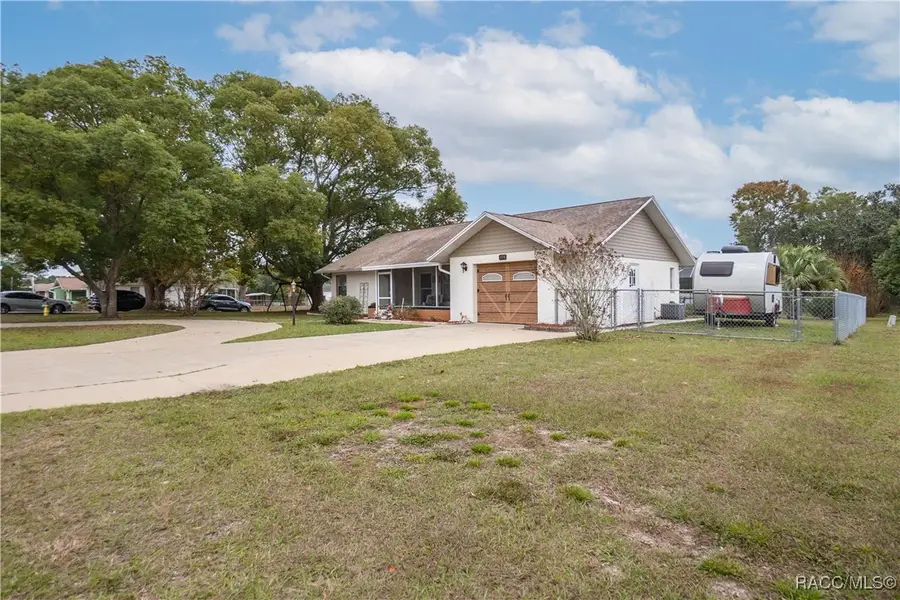 194 W Sugarberry Lane, Beverly Hills, FL 34465 - Image #2