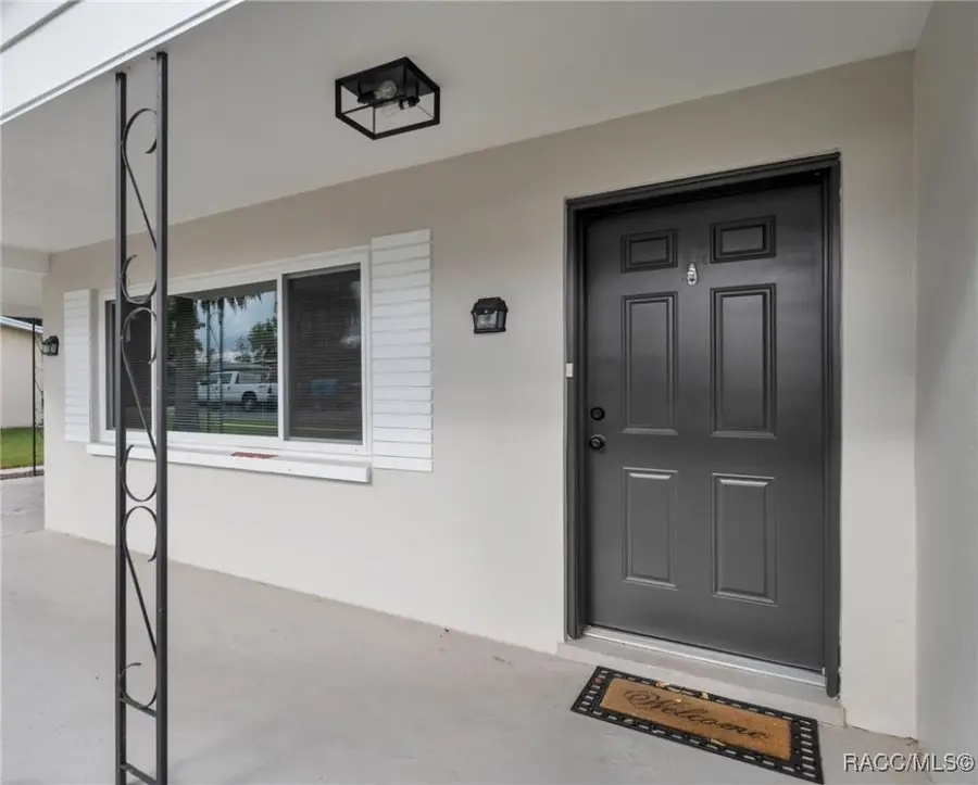 6 N Davis Street, Beverly Hills, FL 34465 - Image #2