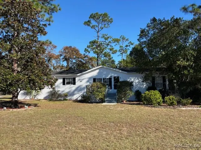 10046 W Montyce Court, Crystal River, FL 34428 - Image #1