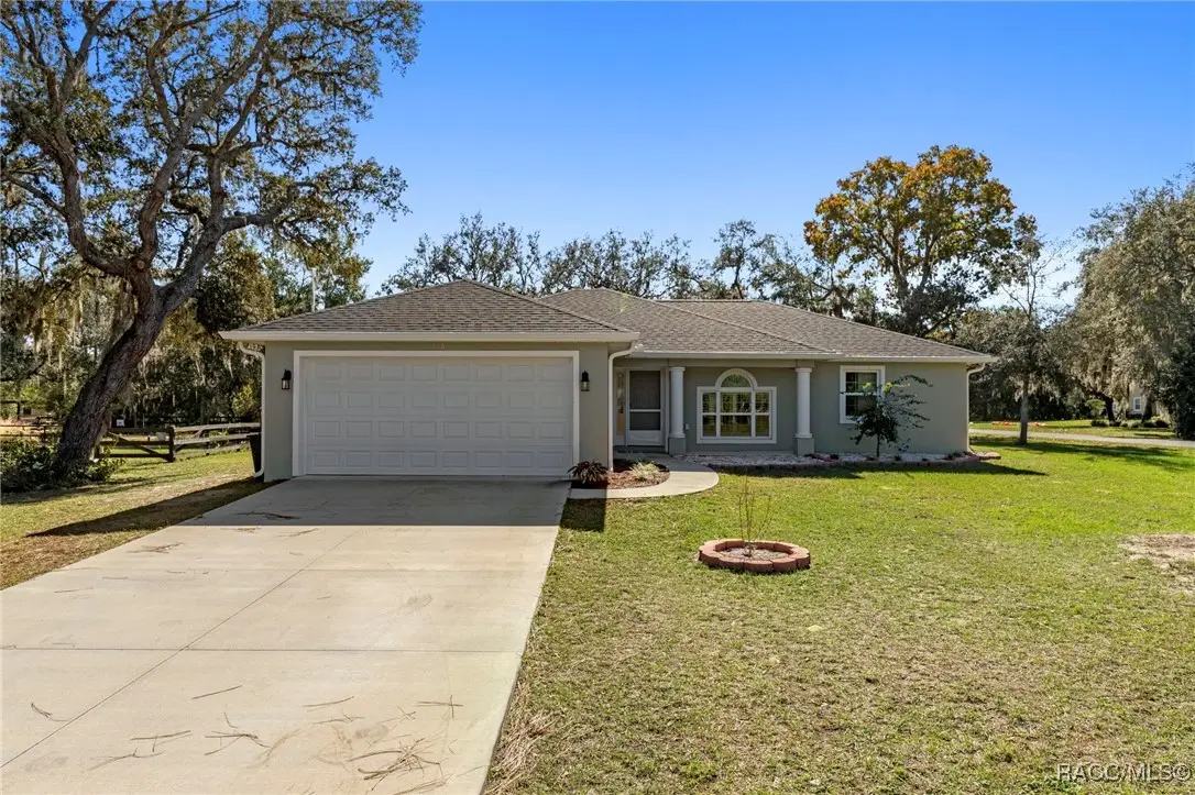 9608 E Woodmere Lane, Inverness, FL 34450 - Image #1