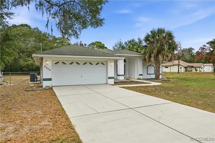8959 W Sasso Lane, Crystal River, FL 34428 - Image #3