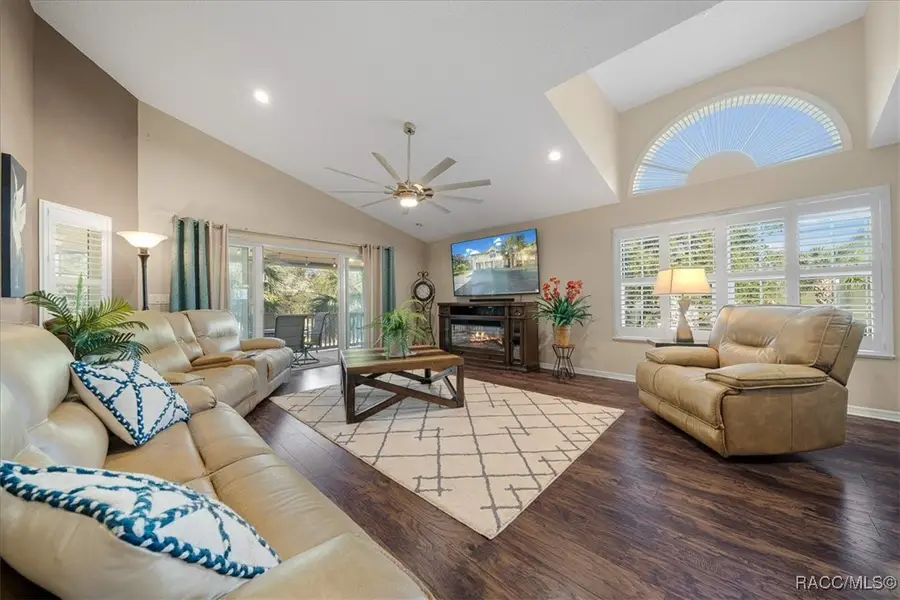 11938 W Blue Bayou Court, Crystal River, FL 34429 - Image #2