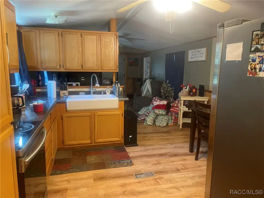 156 Neeld Street, Inglis, FL 34449 - Image #3