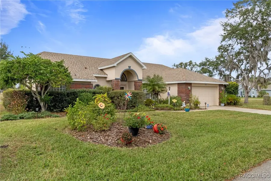 5465 Chestnut Ridge Road, Dade City, FL 33523 - Image #2