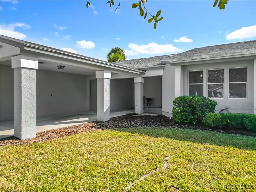 11006 W Cove Harbor Drive, Crystal River, FL 34428 - Image #2