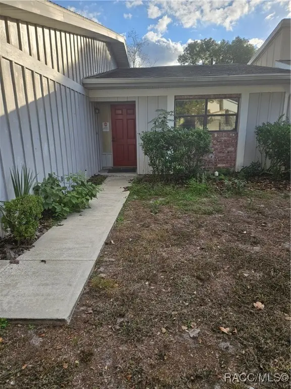 55 Chinaberry Circle, Homosassa, FL 34446