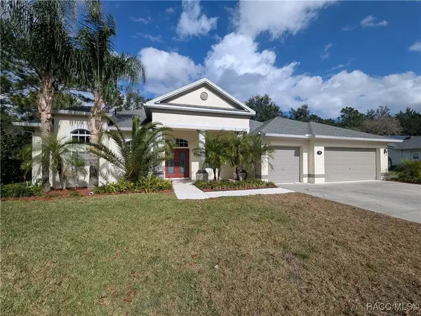 8 Fig Court E, Homosassa, FL 34446