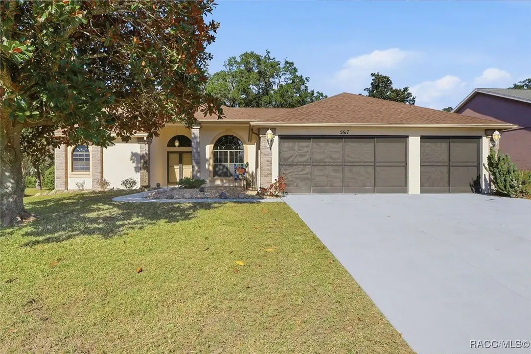 5617 W Hunters Ridge Circle, Lecanto, FL 34461 - Image #1