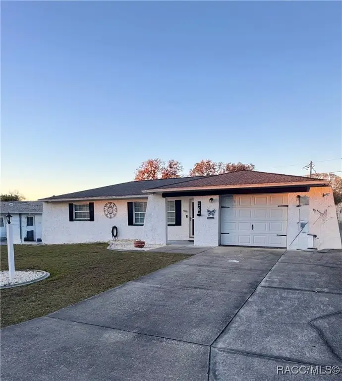 15 Pennsylvania Street, Beverly Hills, FL 34465 - Image #2