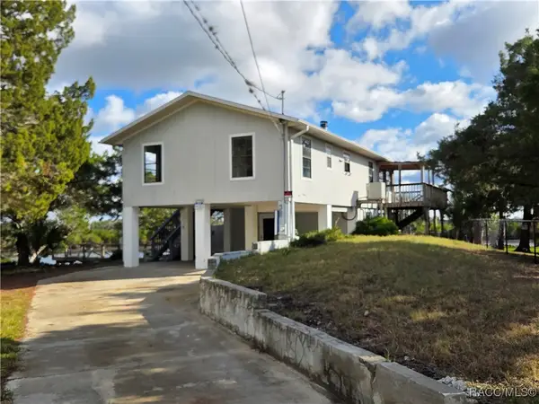 Address Withheld By Seller, Crystal River, FL 34429