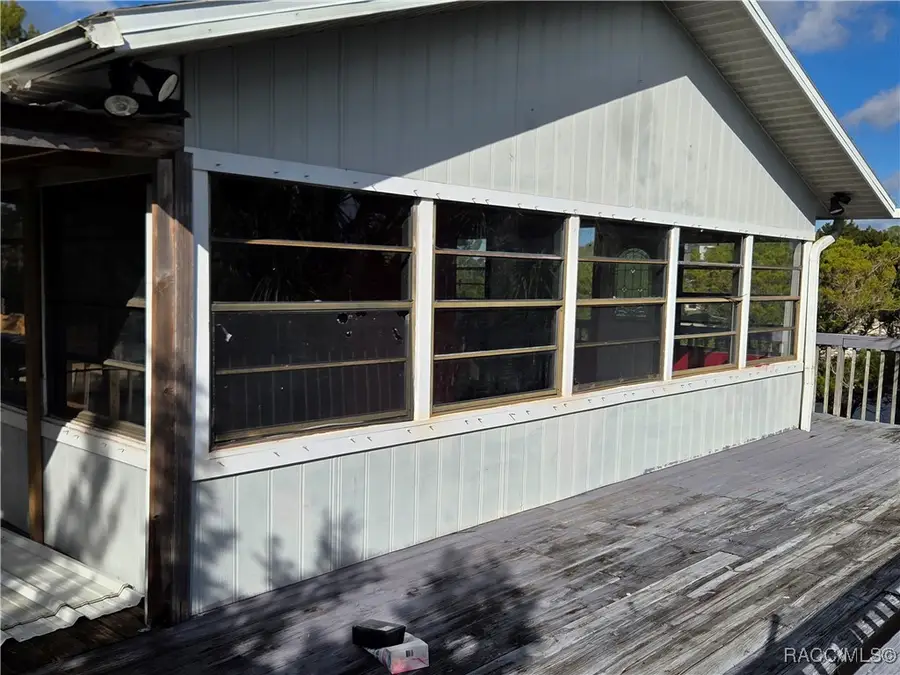 Address Withheld By Seller, Crystal River, FL 34429 - Image #2