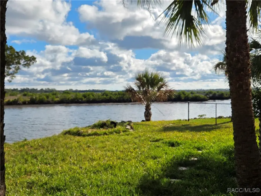 Address Withheld By Seller, Crystal River, FL 34429 - Image #3