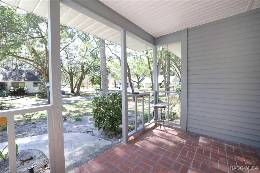 579 W Cherry Laurel Court, Beverly Hills, FL 34465 - Image #2