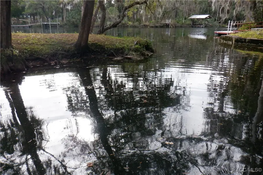 5321 Riverside Drive, Yankeetown, FL 34498 - Image #2